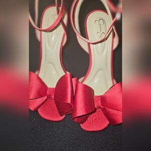 Jessica Simpson Elegant Red Satin Bow Women's Heels